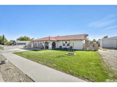 Home For Sale in Hawthorne, Nevada