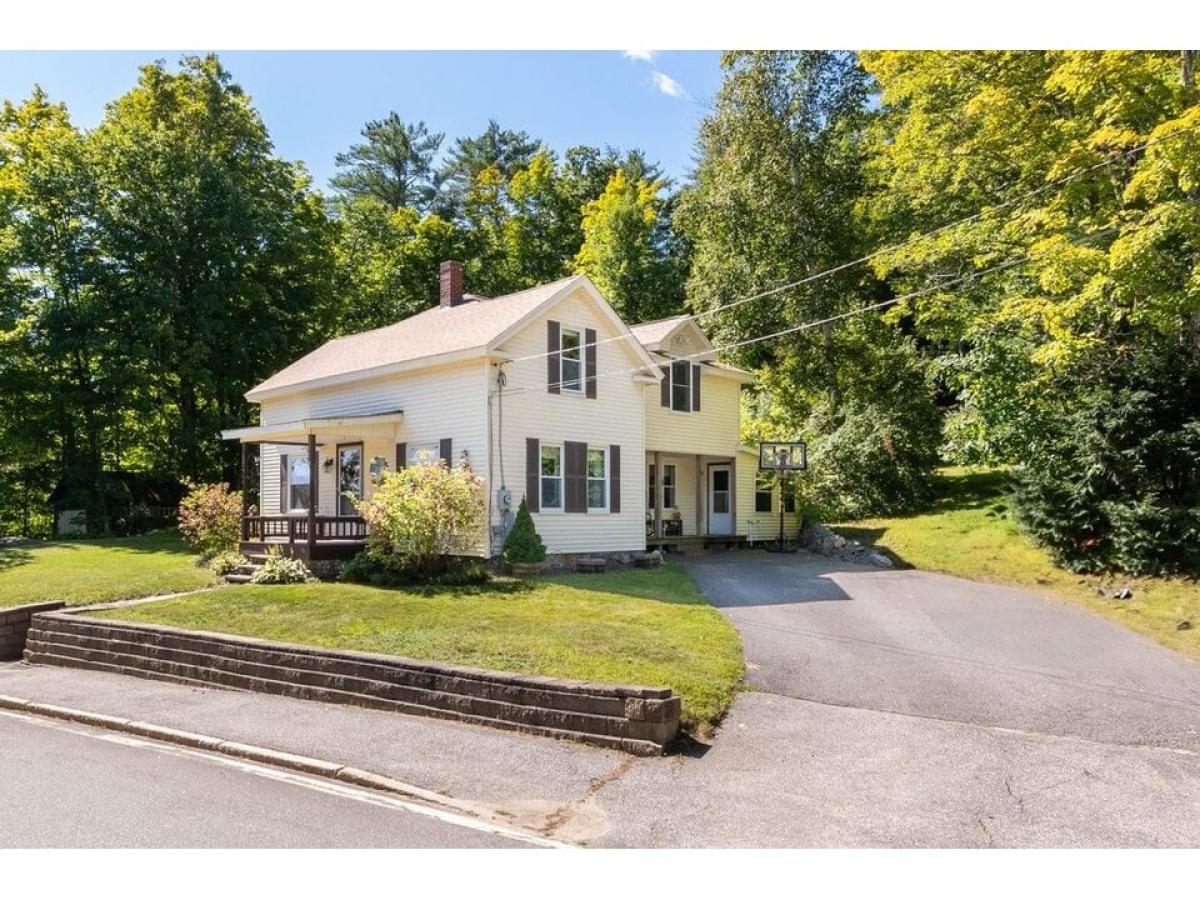 Picture of Home For Sale in Meredith, New Hampshire, United States