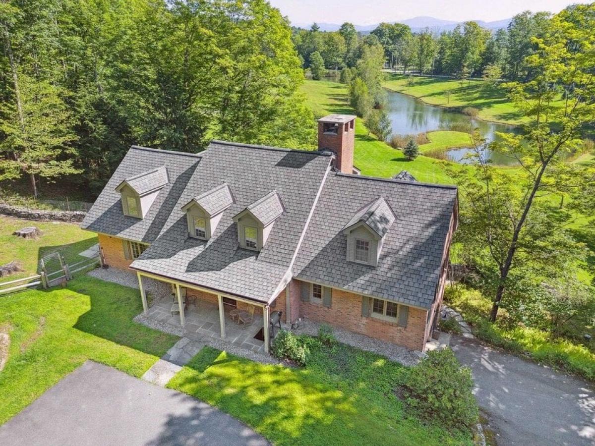 Picture of Home For Sale in Norwich, Vermont, United States