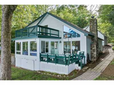 Home For Sale in Moultonborough, New Hampshire