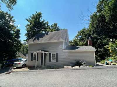 Home For Sale in Wolfeboro, New Hampshire