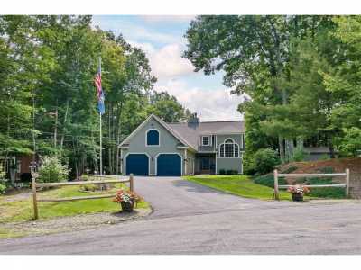 Home For Sale in Meredith, New Hampshire