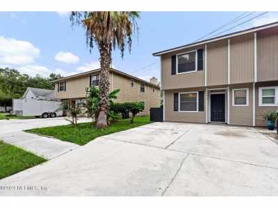 Home For Rent in Atlantic Beach, Florida