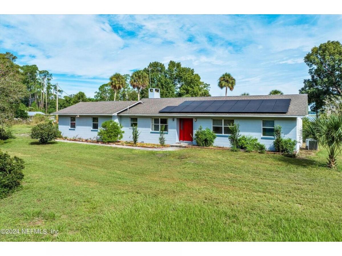 Picture of Home For Sale in Pomona Park, Florida, United States