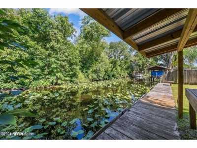 Home For Sale in Satsuma, Florida