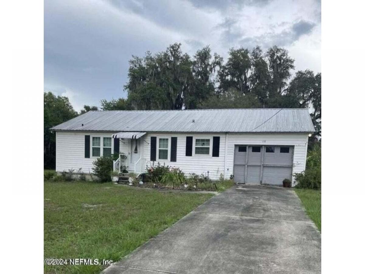 Picture of Home For Sale in Pomona Park, Florida, United States