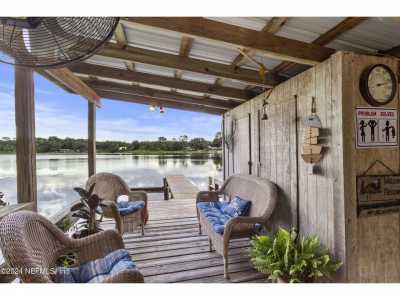 Home For Sale in Interlachen, Florida