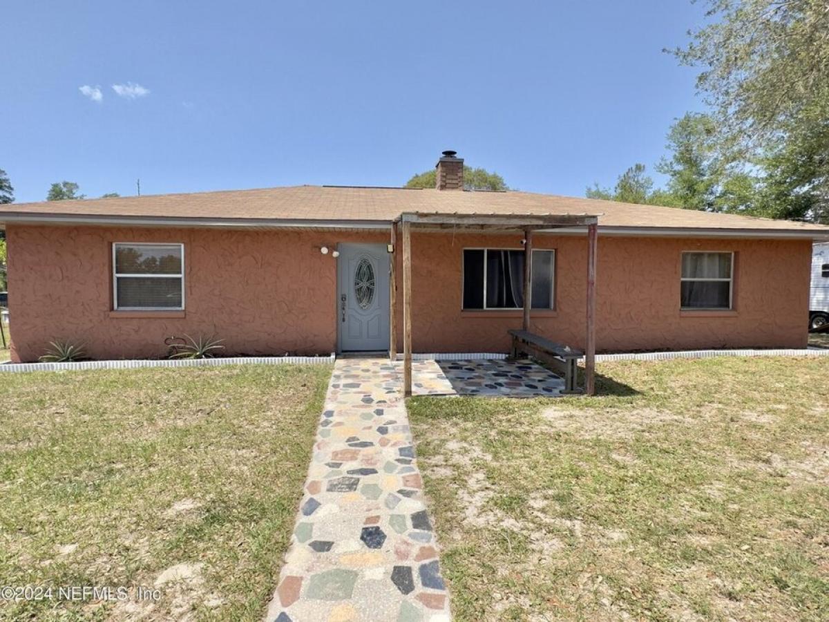 Picture of Home For Sale in Pomona Park, Florida, United States