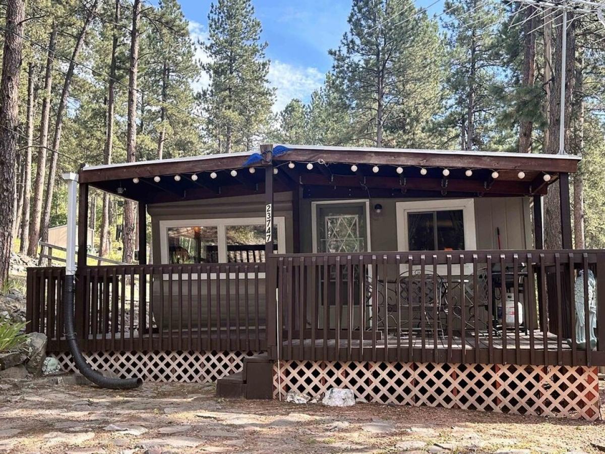 Picture of Home For Sale in Hill City, South Dakota, United States