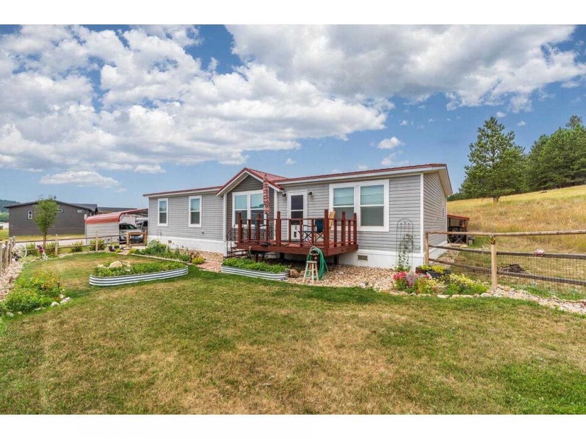 Picture of Home For Sale in Custer, South Dakota, United States