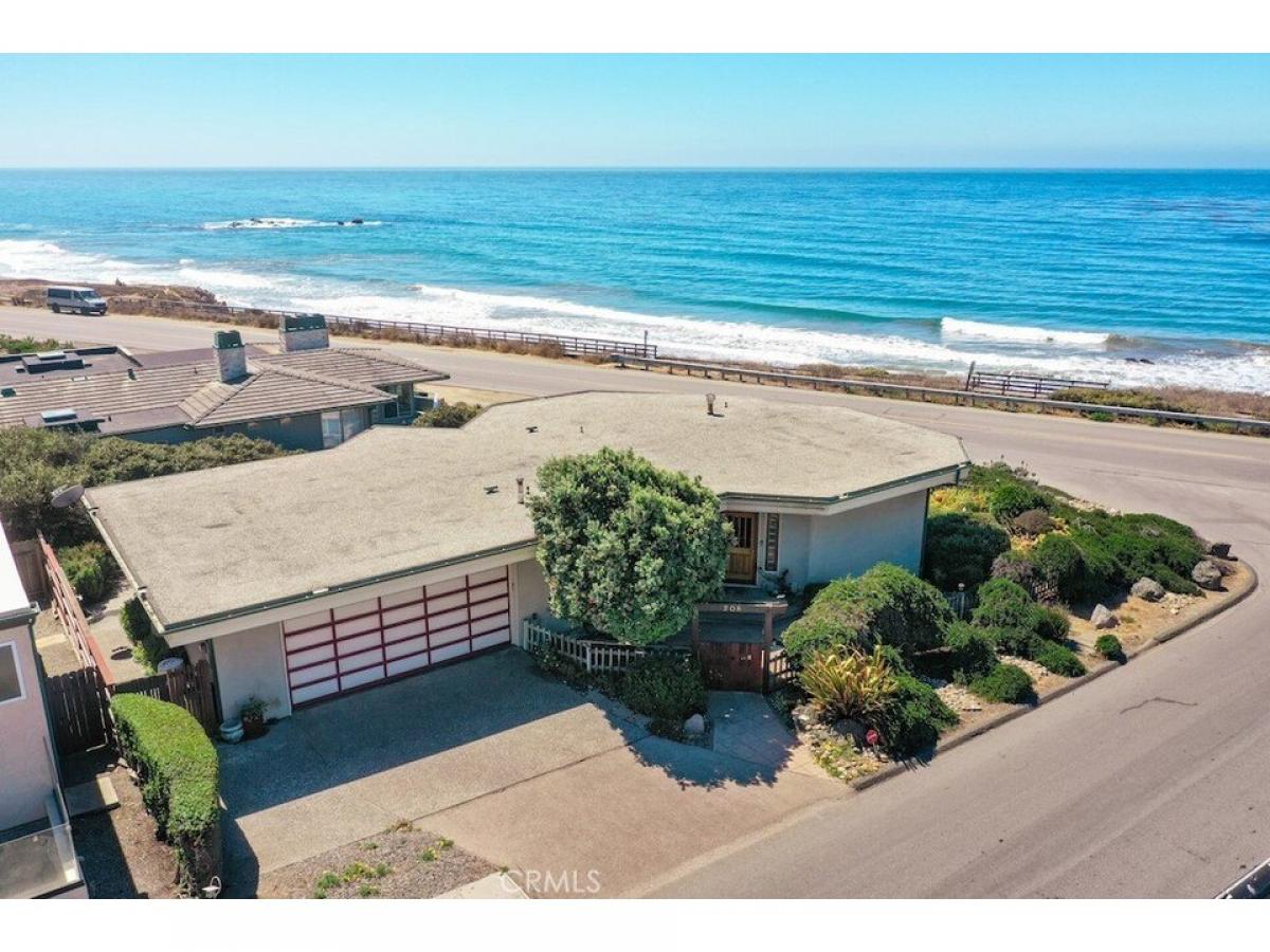 Picture of Home For Sale in Cambria, California, United States