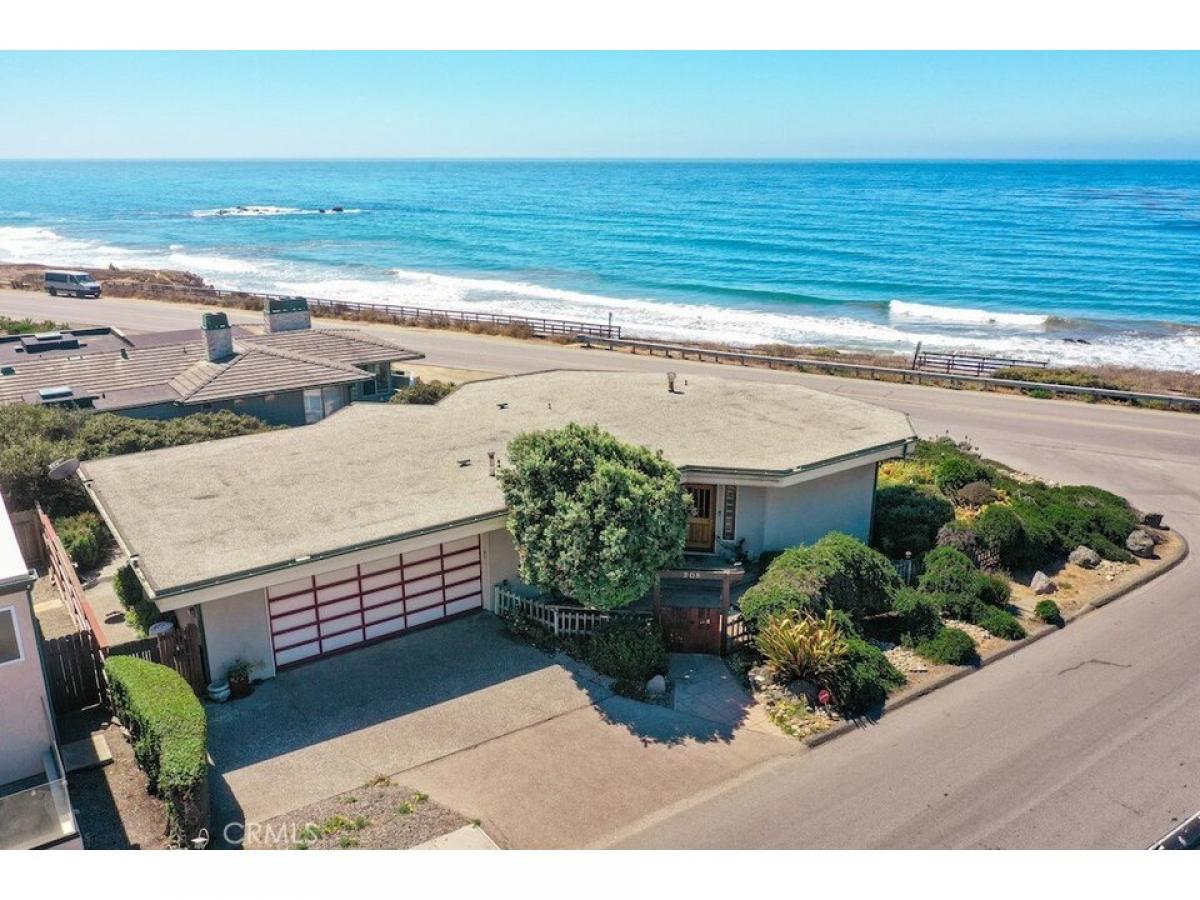 Picture of Home For Sale in Cambria, California, United States