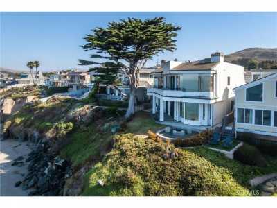 Home For Sale in Cayucos, California