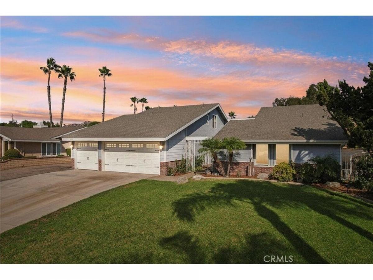 Picture of Home For Sale in Norco, California, United States