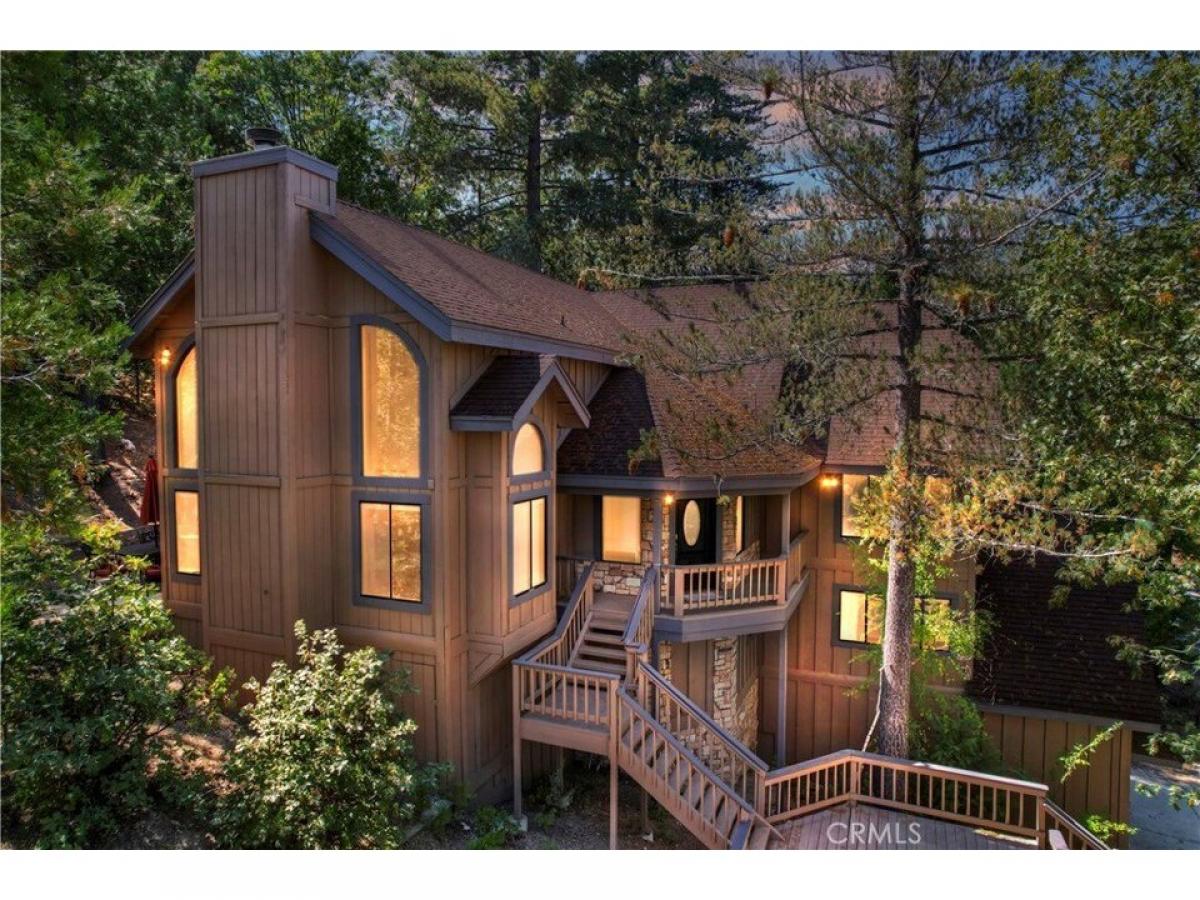 Picture of Home For Sale in Lake Arrowhead, California, United States