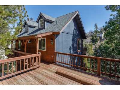 Home For Rent in Lake Arrowhead, California