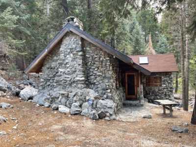 Home For Sale in Forest Falls, California