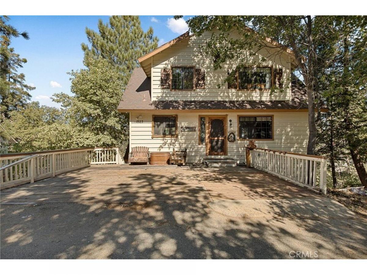 Picture of Home For Sale in Lake Arrowhead, California, United States