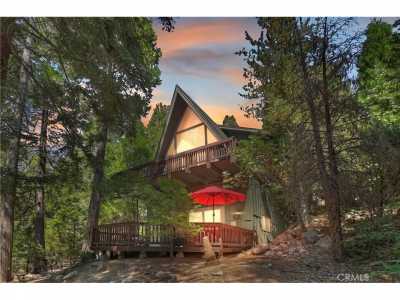 Home For Sale in Lake Arrowhead, California