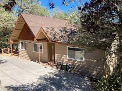 Home For Rent in Lake Arrowhead, California