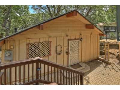 Home For Sale in Crestline, California