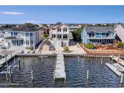 Home For Sale in Lavallette, New Jersey