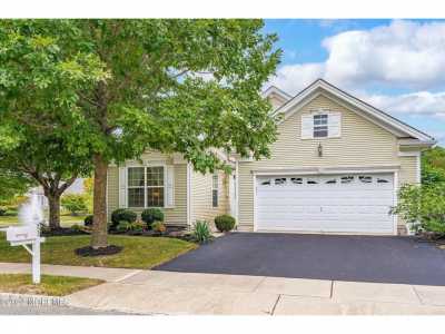 Home For Sale in Jackson, New Jersey