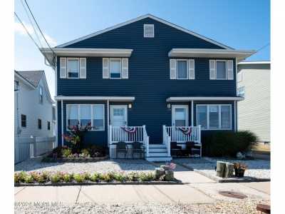 Home For Sale in Seaside Park, New Jersey