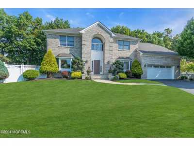 Home For Sale in Brick, New Jersey