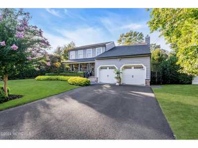 Home For Sale in Oakhurst, New Jersey