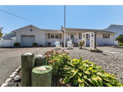 Home For Sale in Point Pleasant Beach, New Jersey