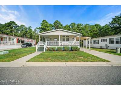 Home For Sale in Whiting, New Jersey