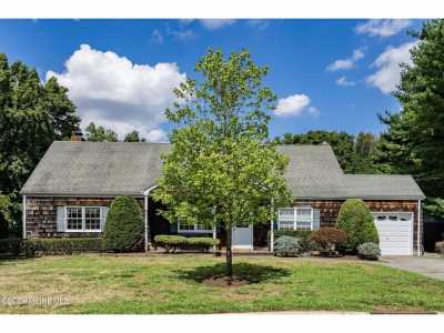 Home For Sale in Shrewsbury Boro, New Jersey