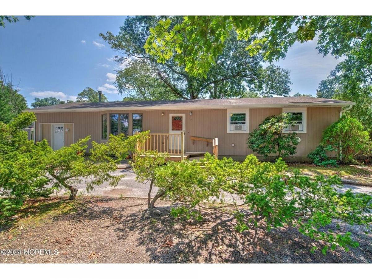 Picture of Home For Rent in Bayville, New Jersey, United States