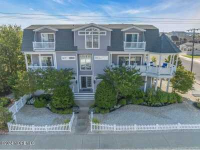 Home For Sale in Seaside Park, New Jersey