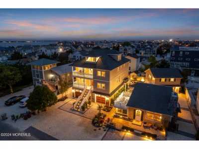 Home For Sale in South Seaside Park, New Jersey