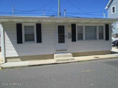 Home For Rent in Lavallette, New Jersey