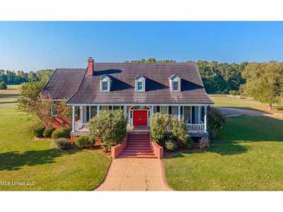 Home For Sale in Flora, Mississippi