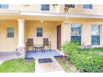 Home For Sale in Zephyrhills, Florida