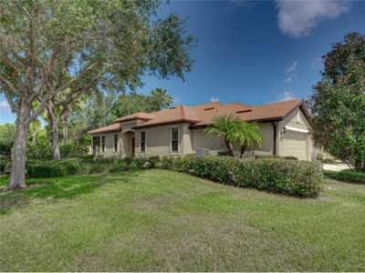 Home For Sale in Apollo Beach, Florida