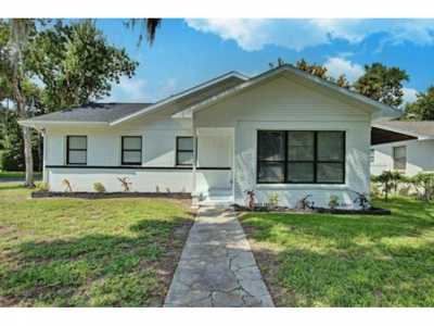 Home For Sale in Daytona Beach, Florida