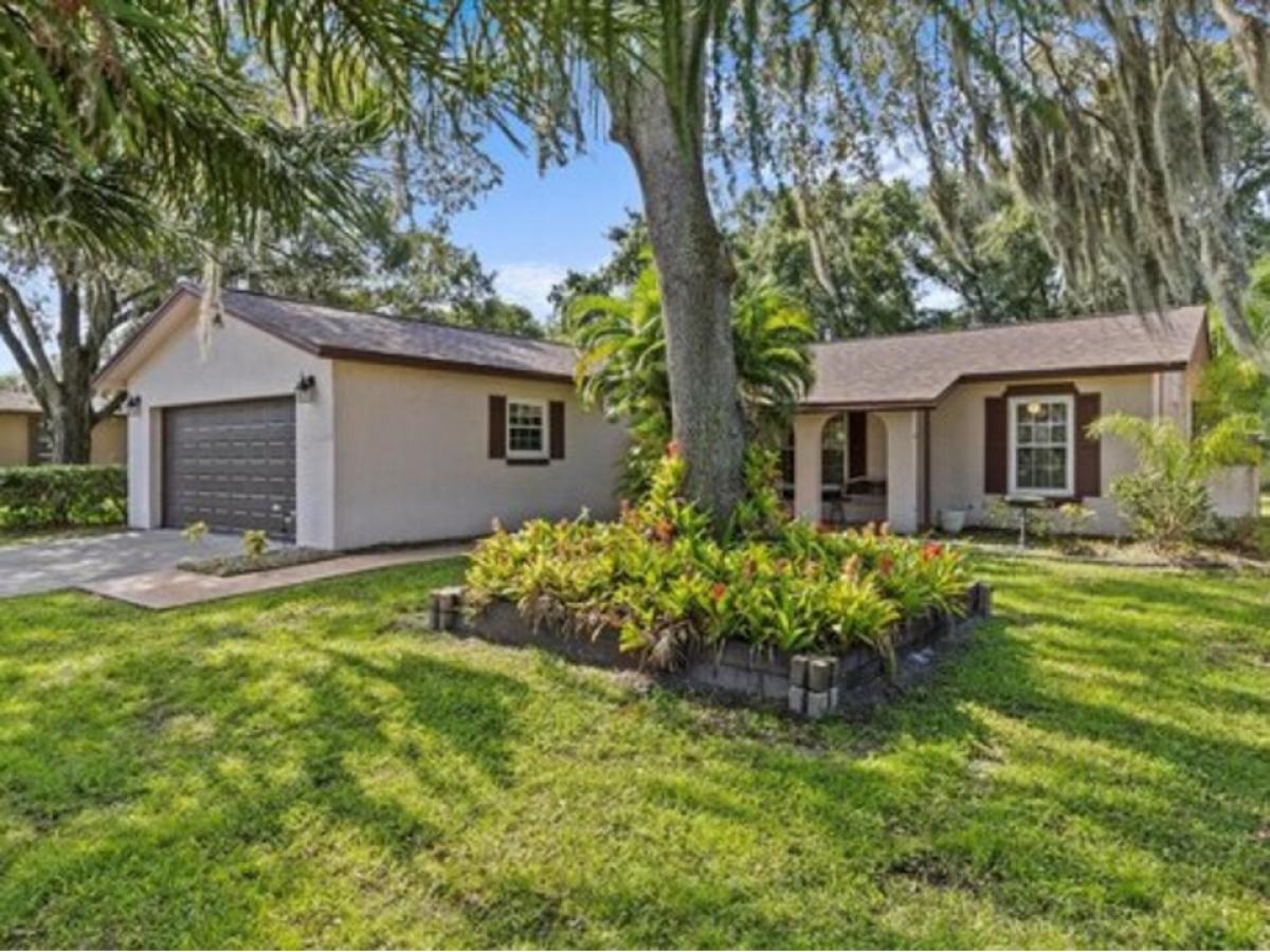 Picture of Home For Sale in Brandon, Florida, United States