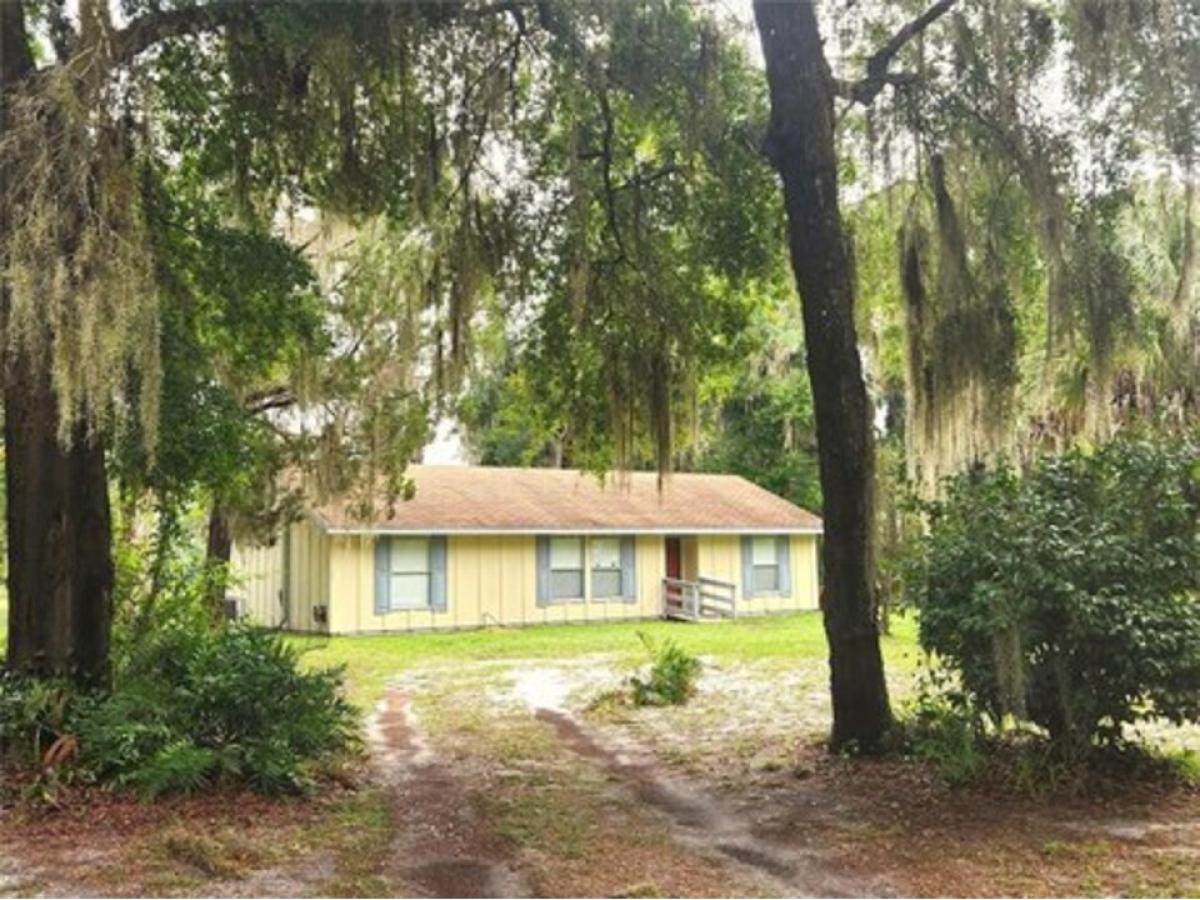 Picture of Home For Sale in Hawthorne, Florida, United States