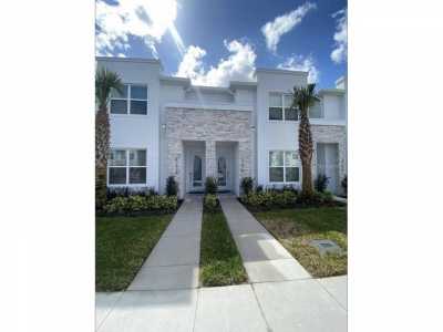 Home For Sale in Clermont, Florida