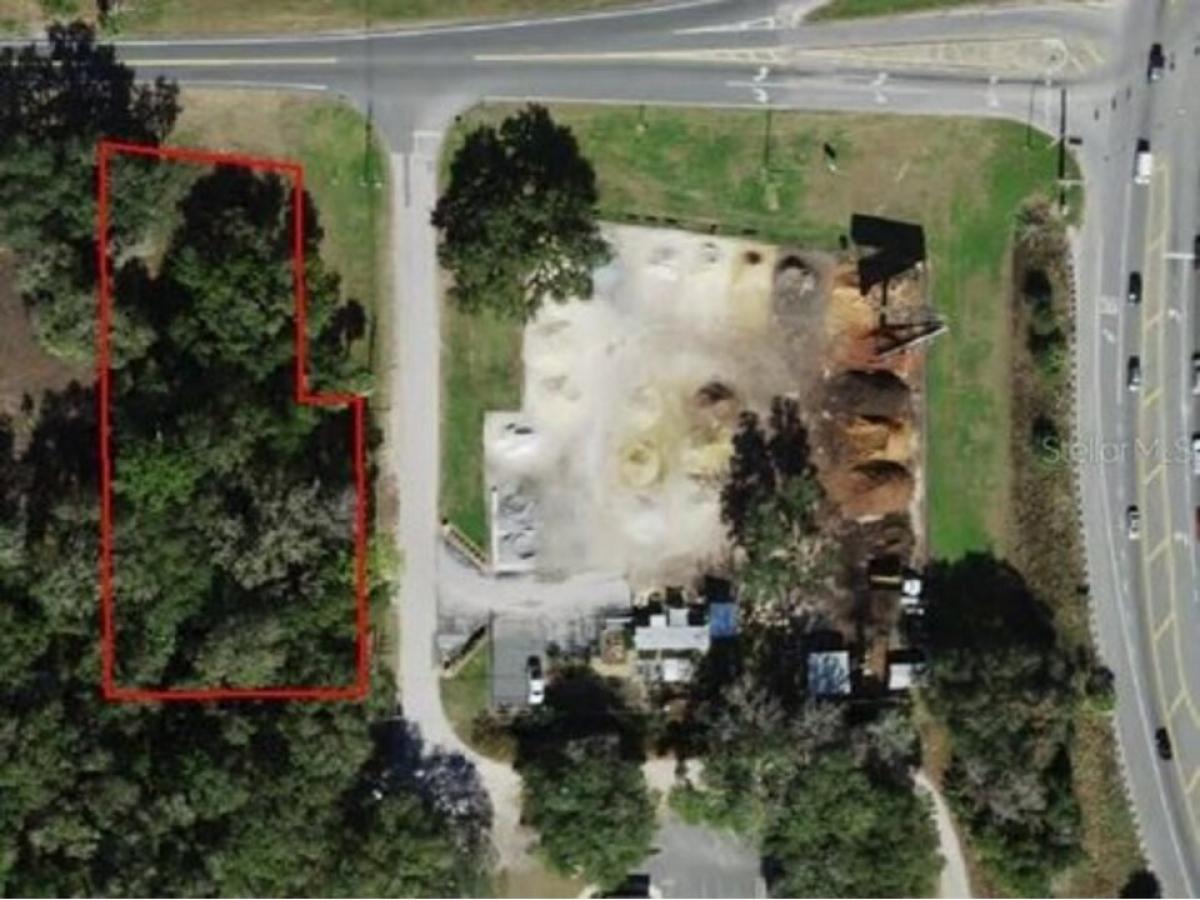 Picture of Residential Land For Sale in Dunnellon, Florida, United States