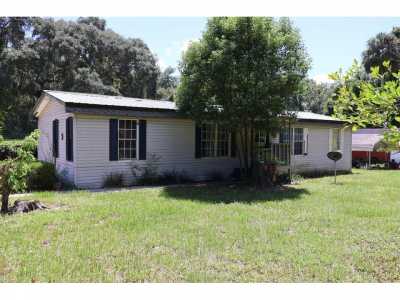 Home For Sale in Citra, Florida