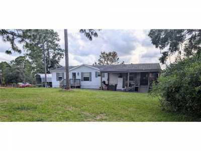 Home For Sale in Morriston, Florida