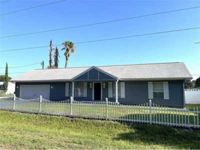 Home For Sale in Summerfield, Florida