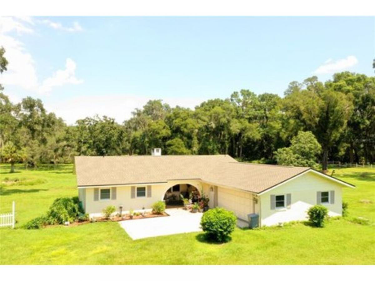 Picture of Home For Sale in Citra, Florida, United States