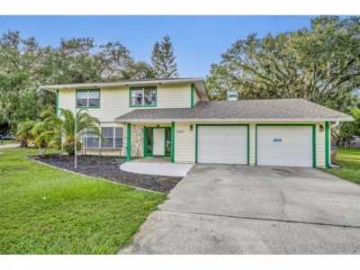 Home For Sale in Kissimmee, Florida